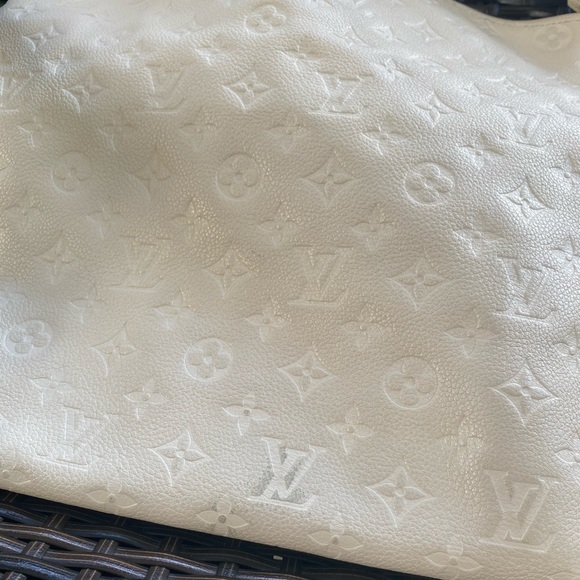 Louis Vuitton monogram Empreinte Artsy MM - Picture 2 of 8